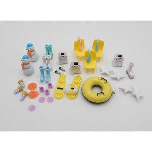 Lil Bratz Sno Snow Fun Accessories Snow Shoes Tube Combs Snowman Karaoke Machine